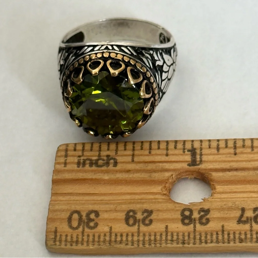 925 Silver size 11 green ring